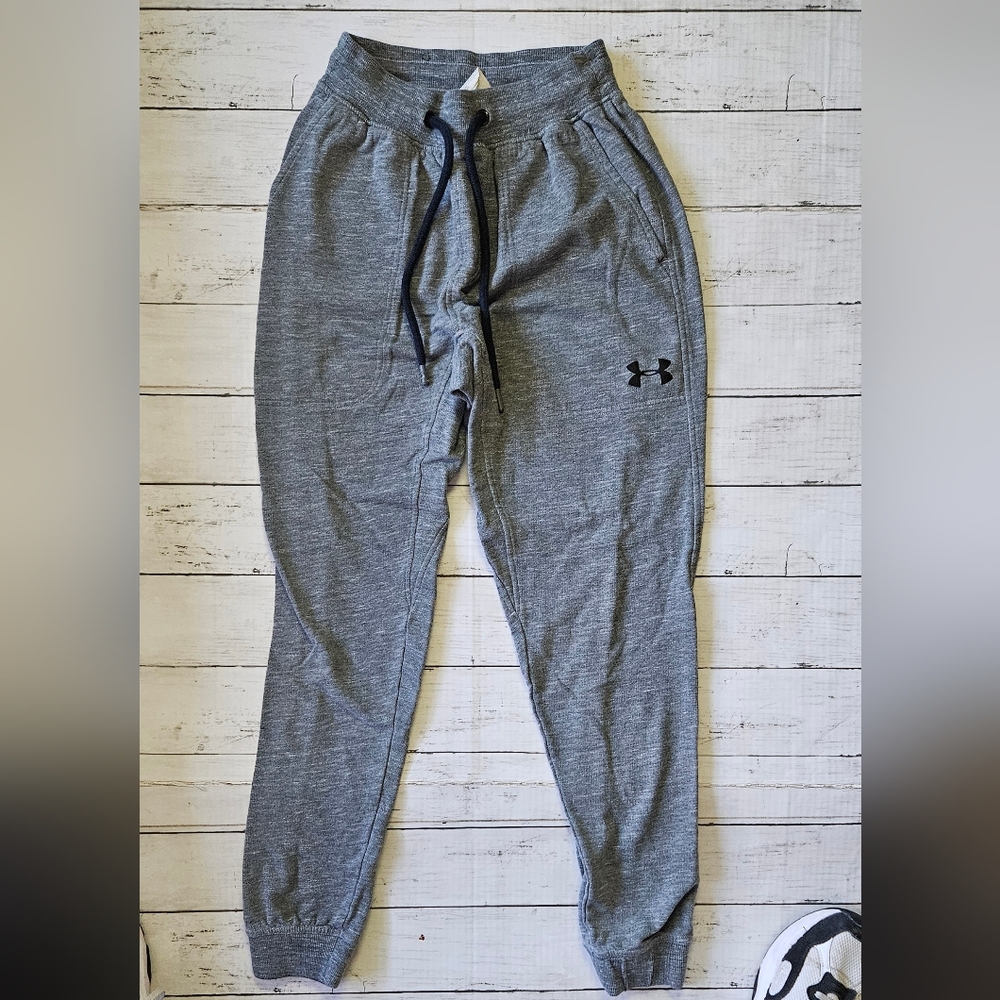 Under Armour Grey Jogger Sweatpants Size Small - Picture 2 of 7